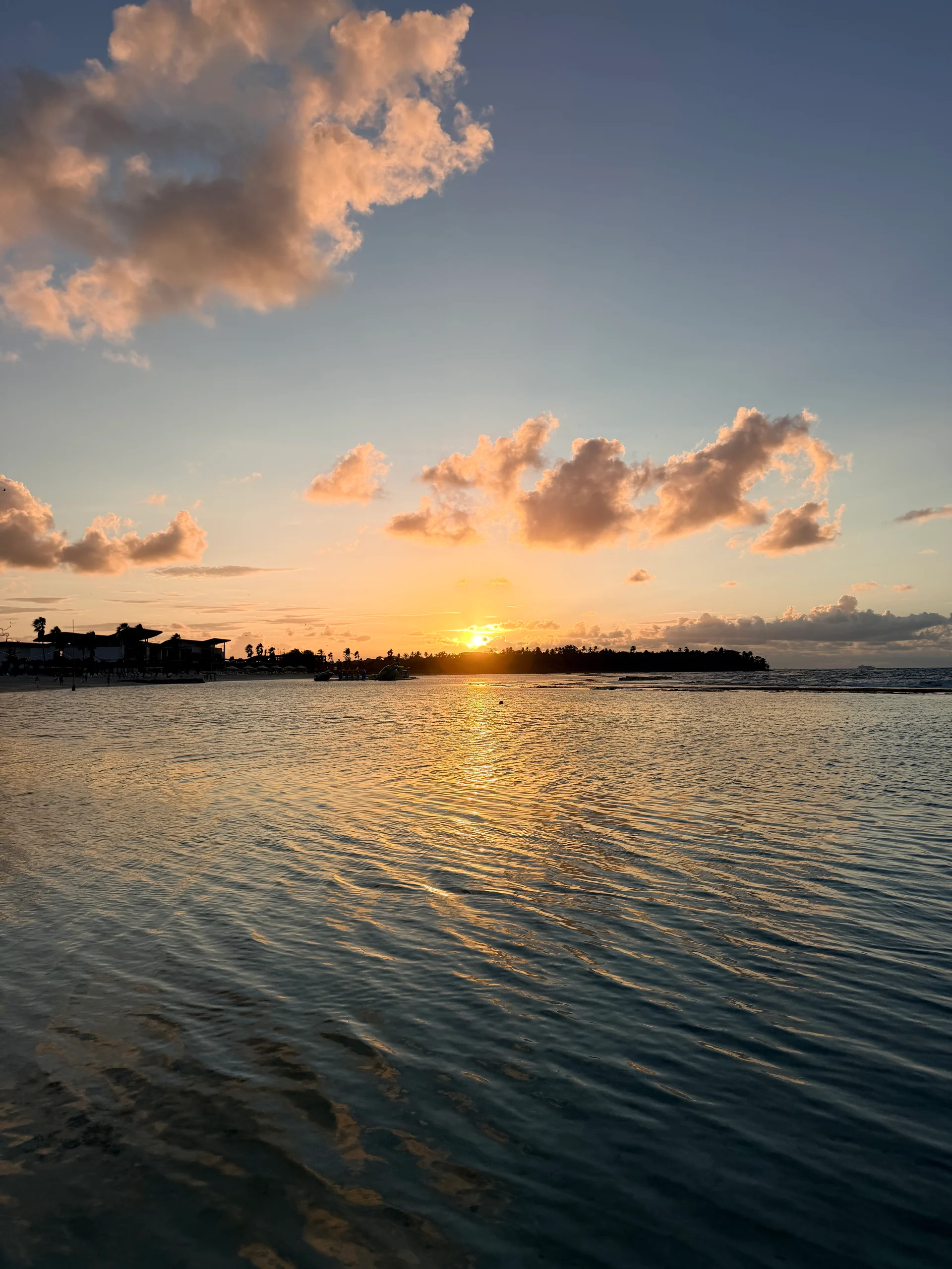 Panama, between two oceans